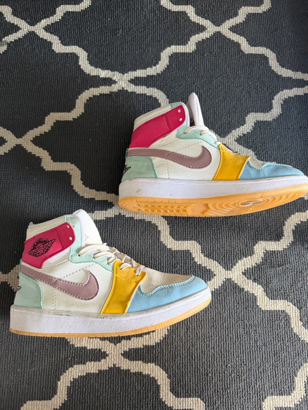 Nike High-Top Sneakers in Pastel Pink, Mint, Yellow and Blue